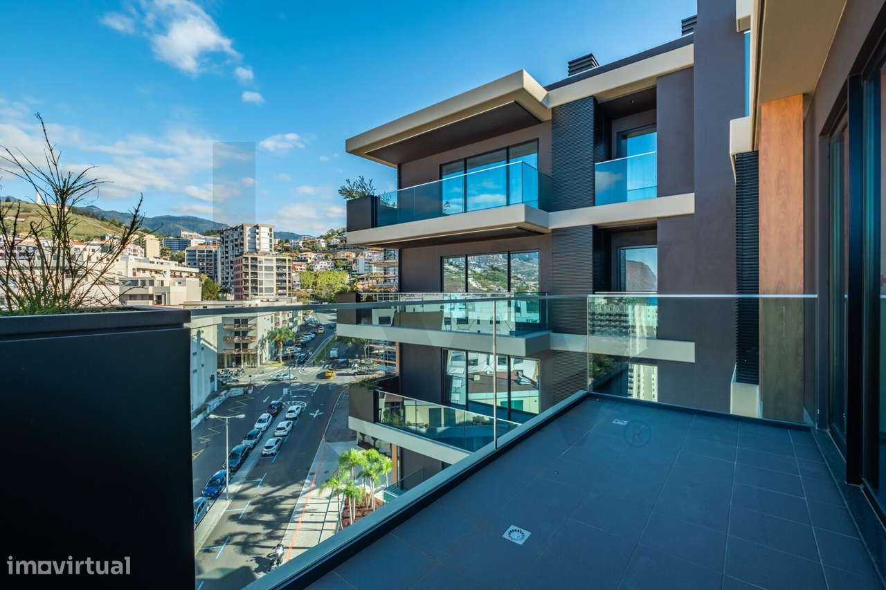 Apartamento T3 - Varino 7 — Elegância e Modernidade na Estrada Monumen - Grande imagem: 4/24