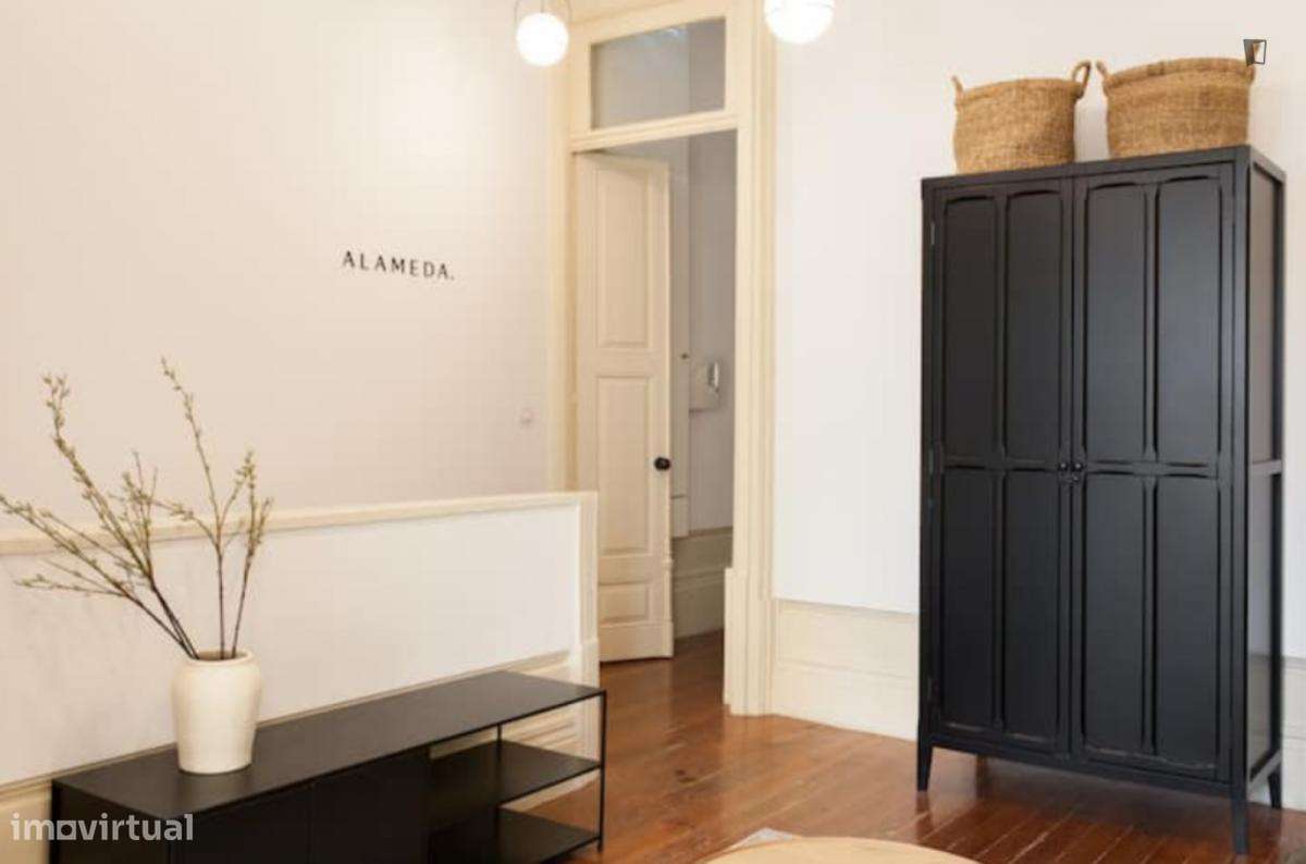 Quarto - localizado em Massarelos Porto - Grande imagem: 2/39