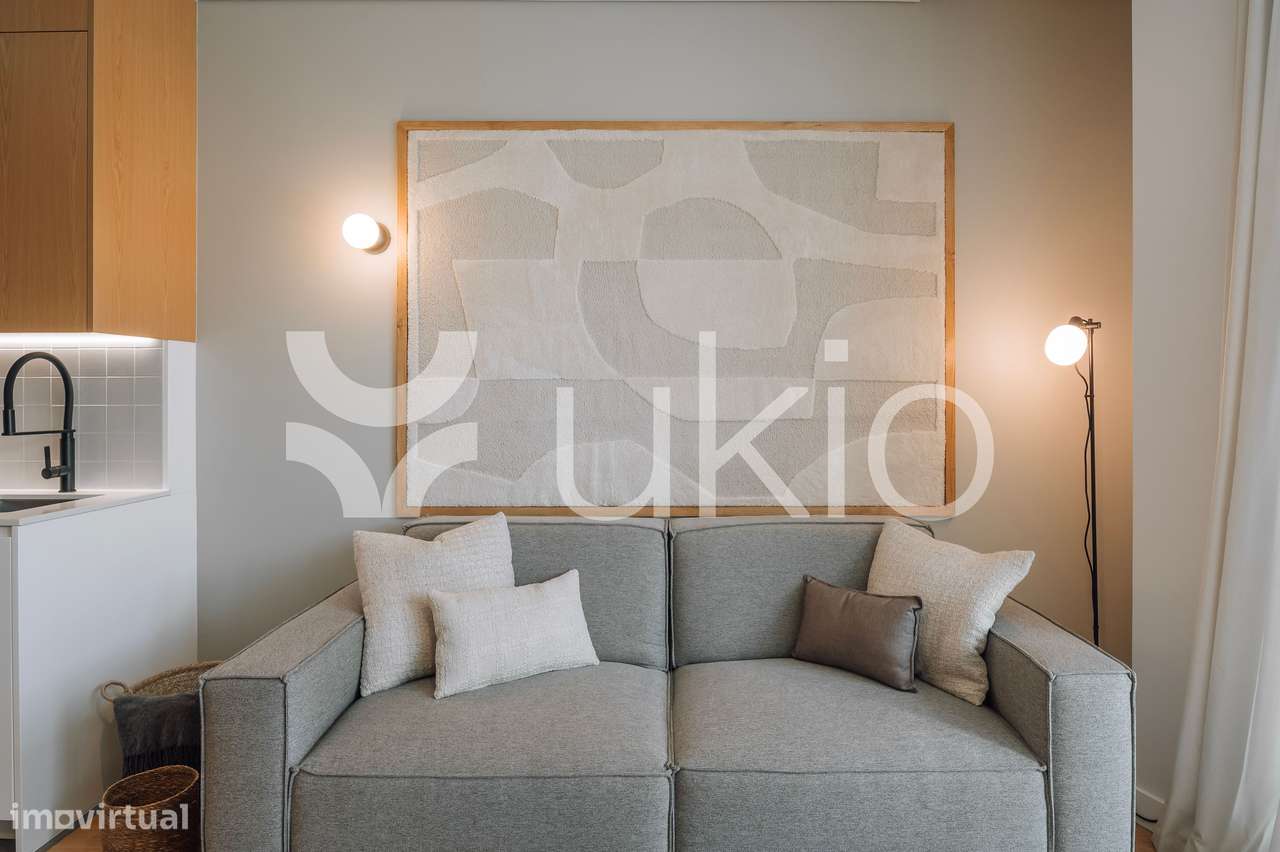 Apartamento T2 com piscina em São Sebastião da Pedreira - Grande imagem: 5/25