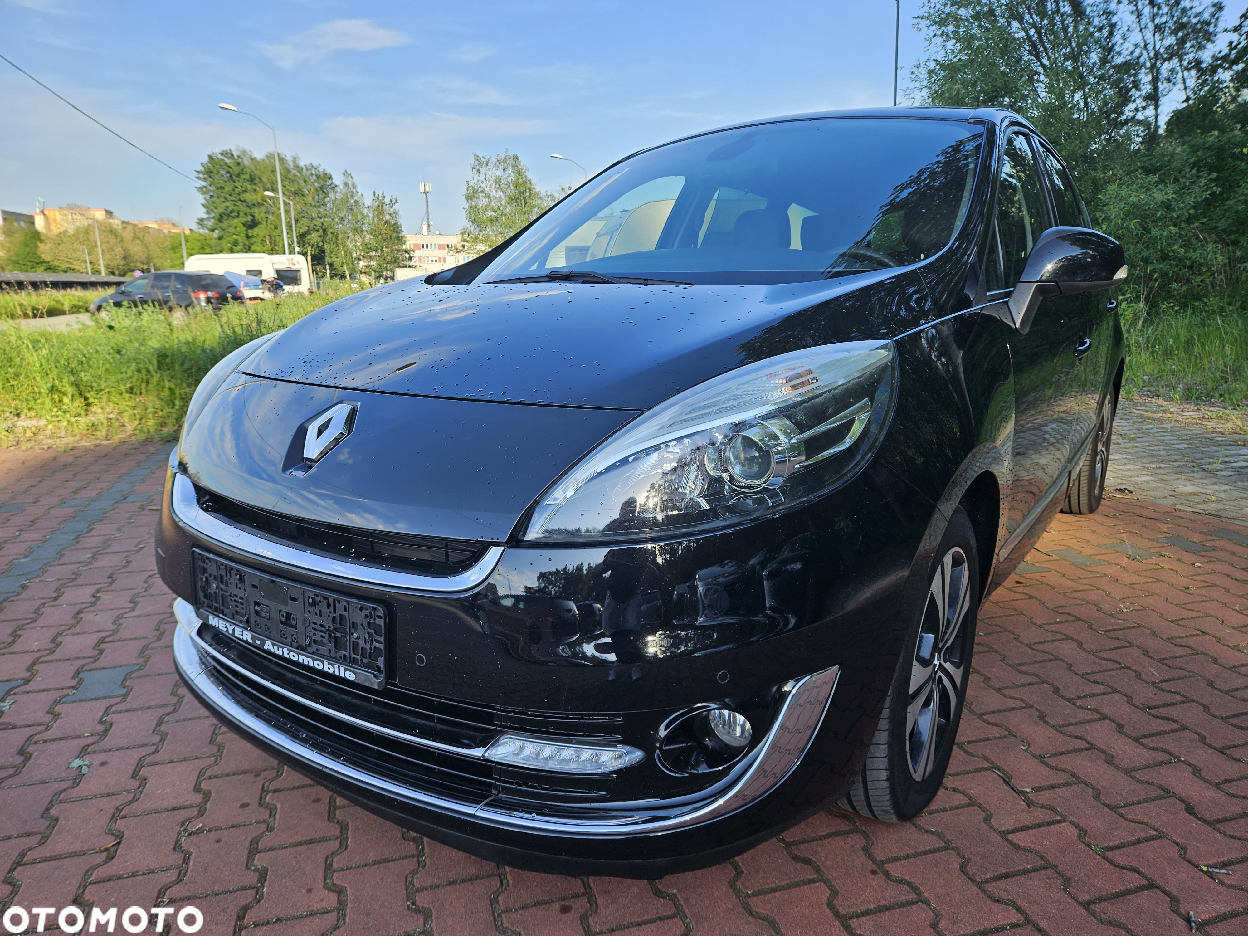 Renault Grand Scenic dCi 130 FAP Start & Stop Bose Edition - 4