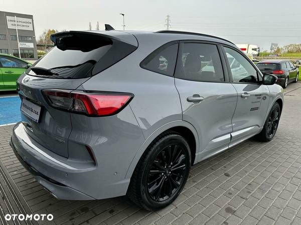 Ford Kuga - 4