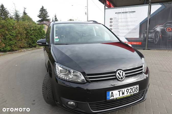 Volkswagen Touran 2.0 TDI DPF MATCH - 4