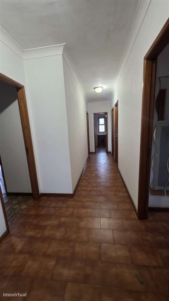 Moradia T3, de 4 frentes, em Arcozelo - Oportunidade Única!-28