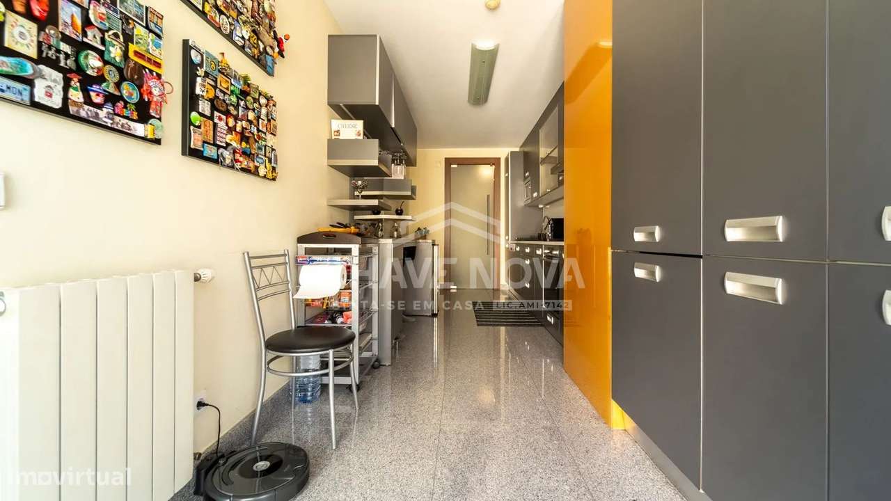 PS - Excelente Apartamento T3 em prédio Lake Towers, Vila Nova de Gaia-12