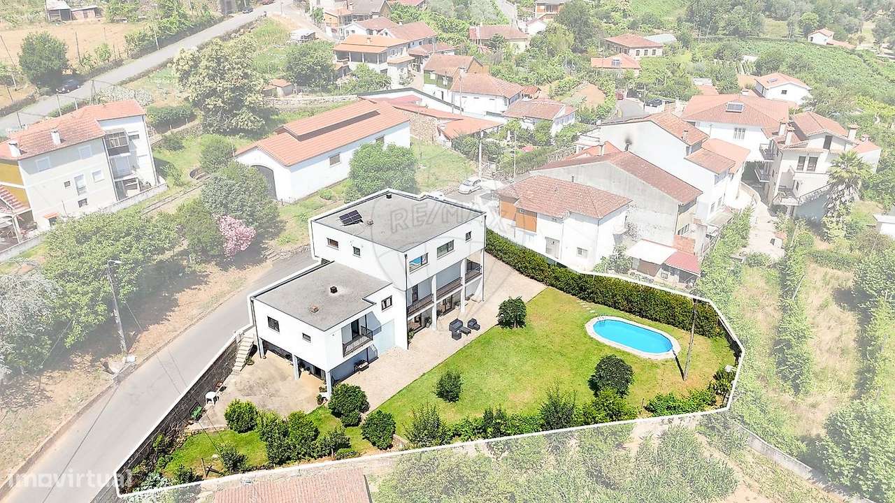 Moradia T5 para venda-1