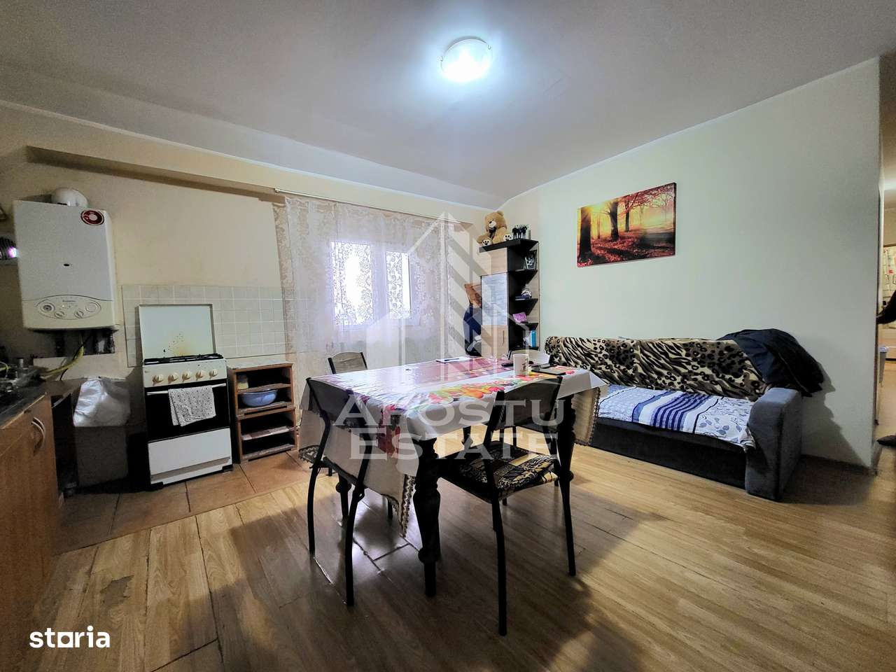 Apartament cu 3 camere, open-space, centrala proprie, zona Lipovei - Imagine principală: 2/9