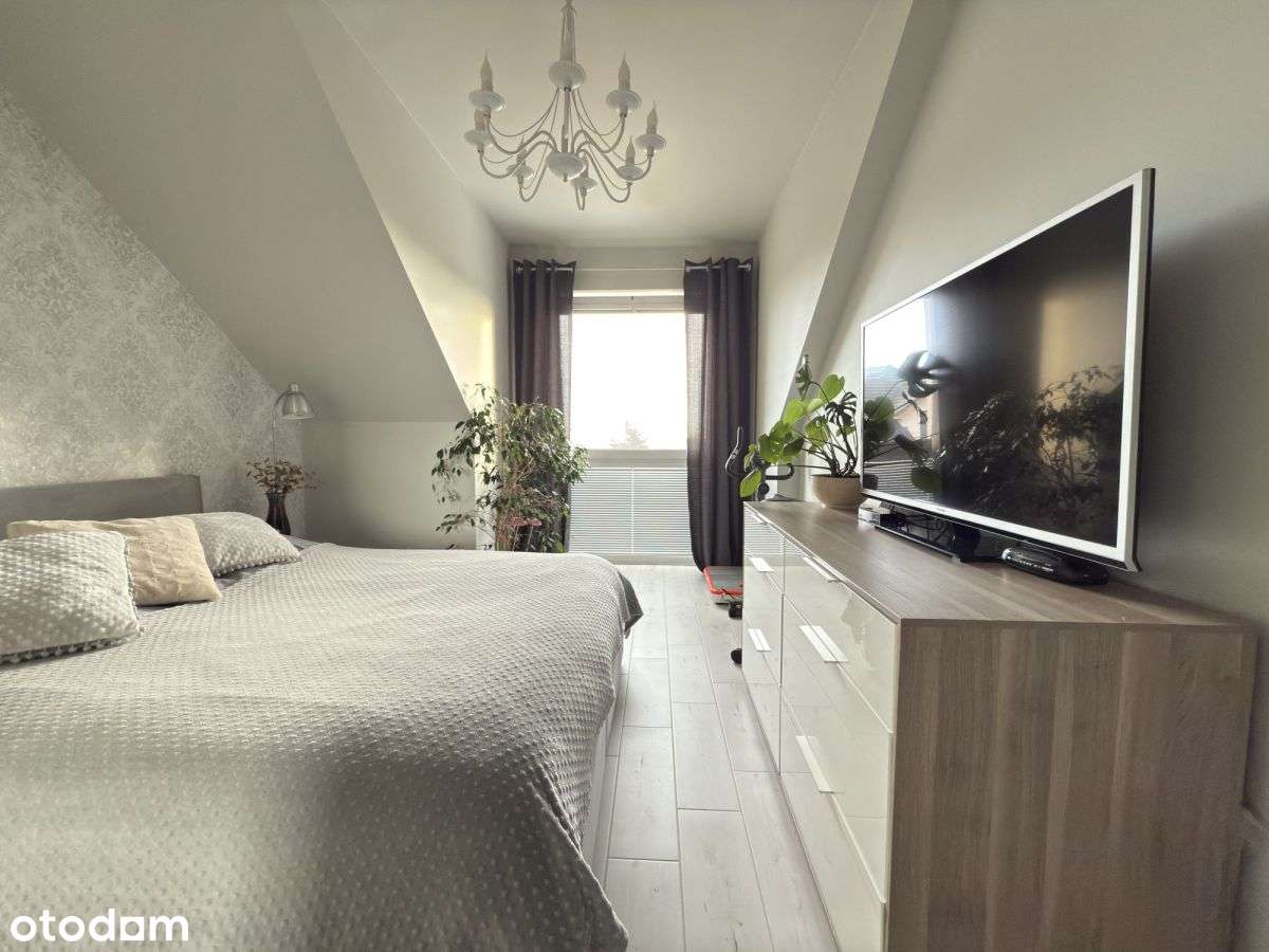 Dwupoziomowe przytulne mieszkanie, z ogrodem-6