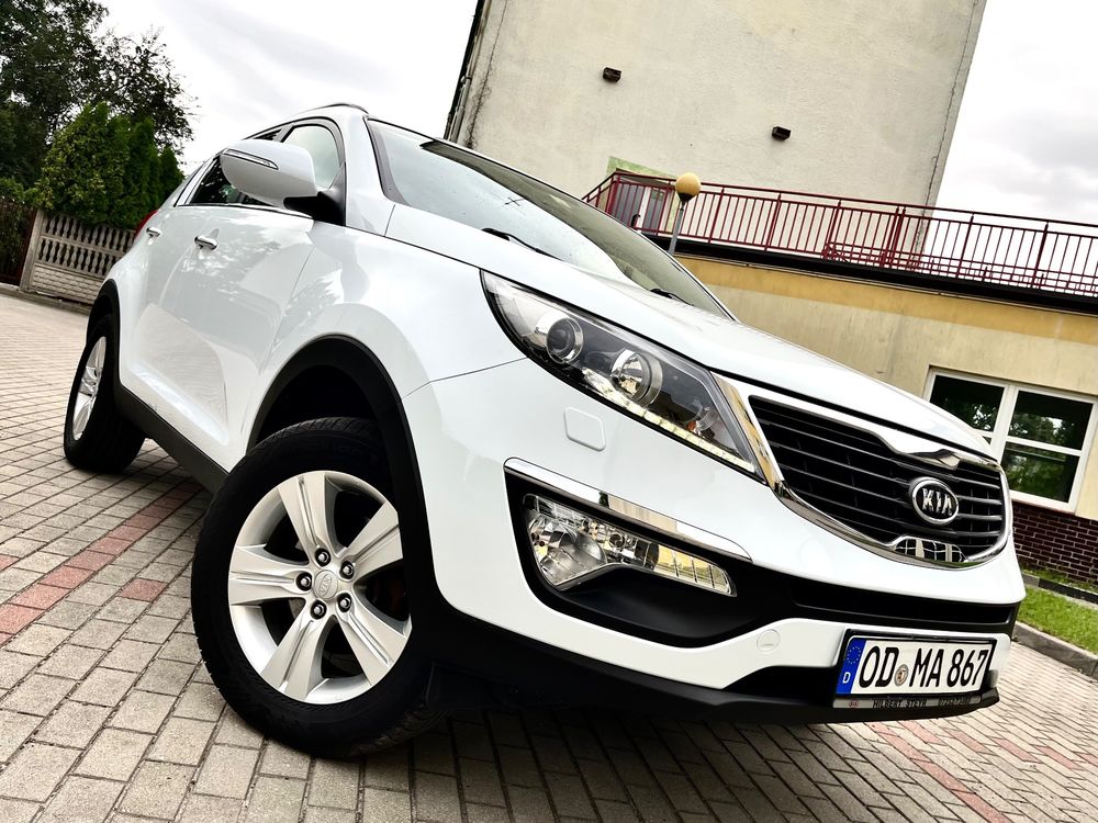 Kia Sportage III (2010-2015) 1.7 CRDI 2WD ISG Dream-Team Edition 2011