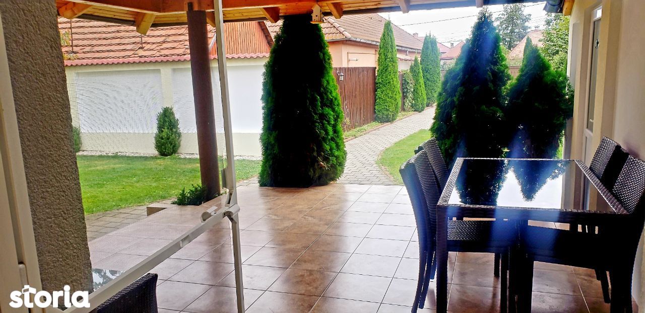 casa singur in curte de inchiriat in Sibiu