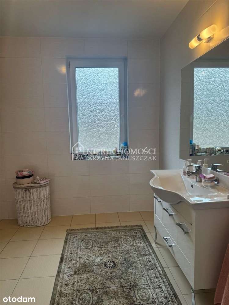 Dom W Spokojnej Okolicy, 5 Pokoi, Blisko A4,-12