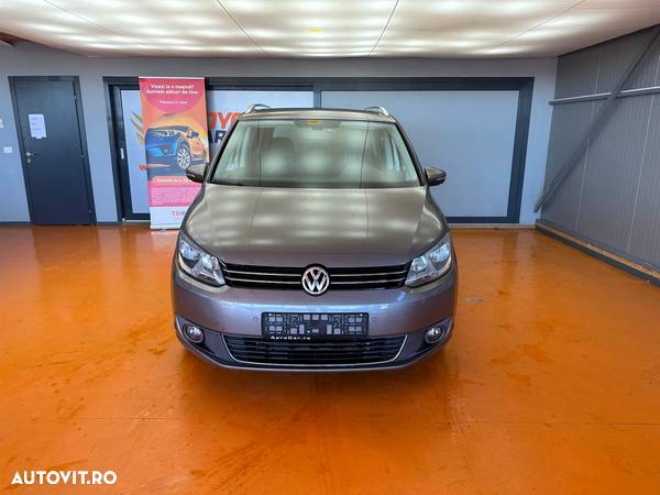 Volkswagen Touran 2.0 TDI DPF BlueMotion Technology DSG Highline - 2