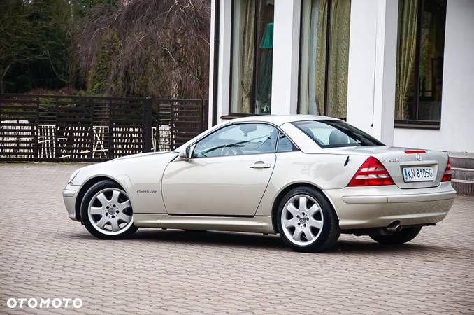 Mercedes-Benz SLK 230 Kompressor - 8