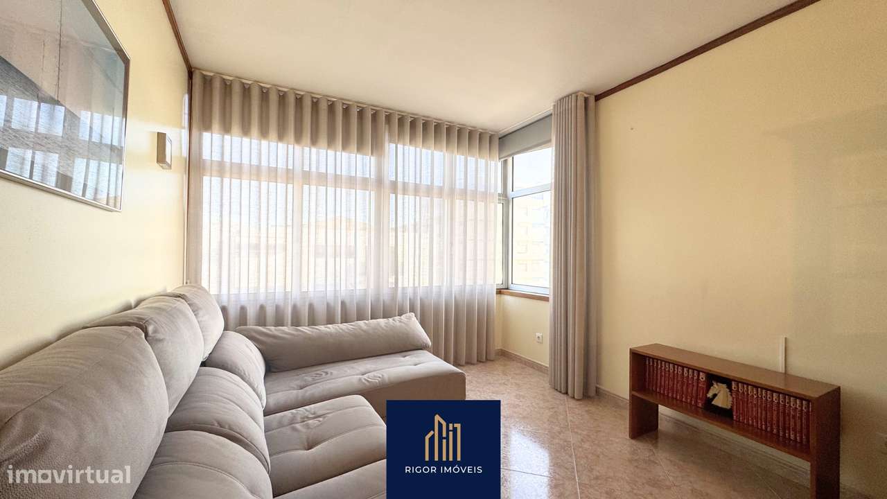 Apartamento T2 | Póvoa de Varzim - 80 metros da Praia-9
