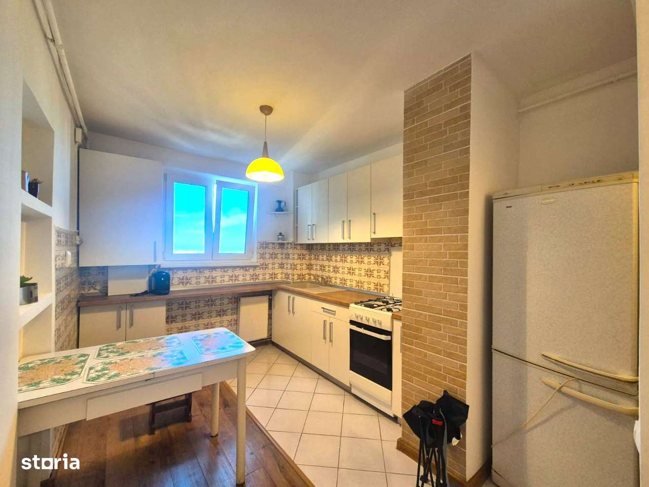 Zona Piata Astra, 3 camere, insorit, cu priveliste.-10