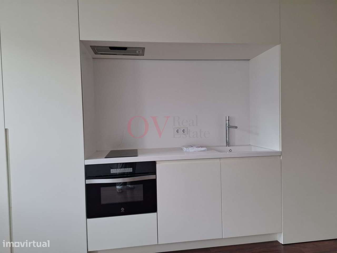 Apartamento T1 mobilado, com varanda, 3º andar com elevador na Rua de - Grande imagem: 5/24