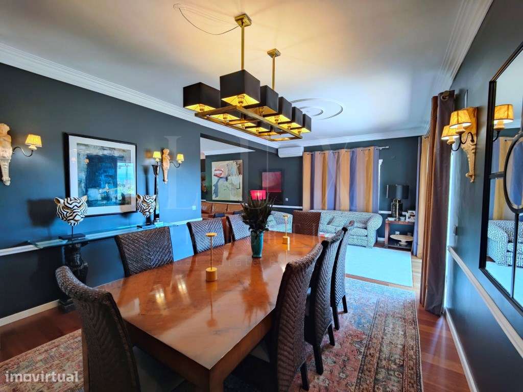 MORADIA DE LUXO NO CENTRO DO ESTORIL-14