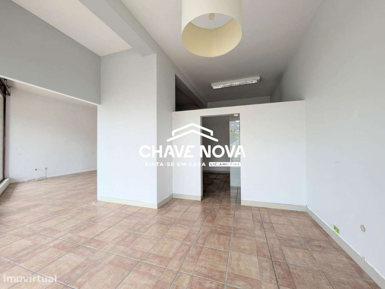 Loja para venda em Lourosa, Santa Maria da Feira - Grande imagem: 5/12