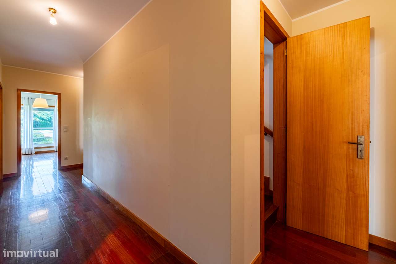 Magnifica Moradia T4 - Aldeamento privado com duas piscinas na Maia-25