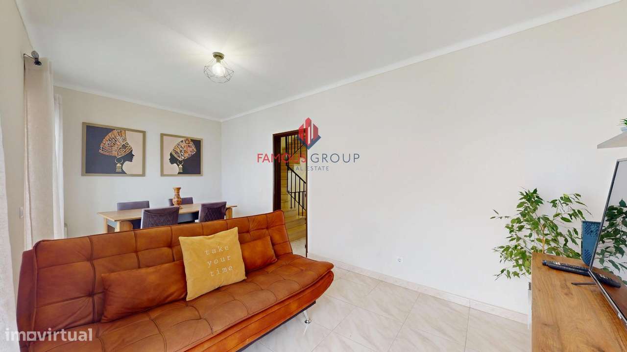 Apartamento T2 Duplex - Lagoa na Rua General Humberto Delgado-5