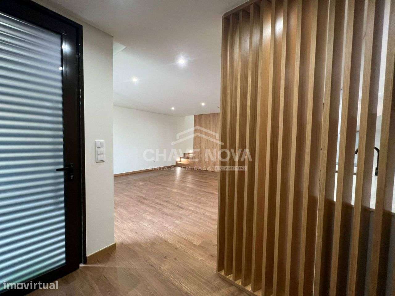 Moradia T3 Nova 2ª linha de mar na Póvoa de Varzim - Grande imagem: 5/17