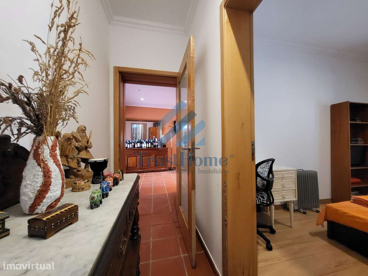 MoradiaV5 com jardim, piscina e ginásio no centro de Coruche-22