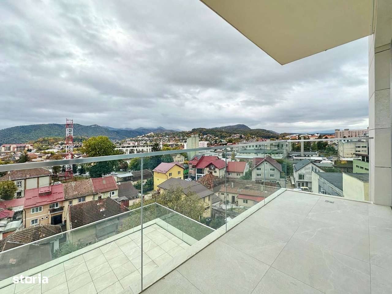 Apartament premium cu 4 camere de închiriat – vedere spectaculoasă căt - Imagine principală: 5/20