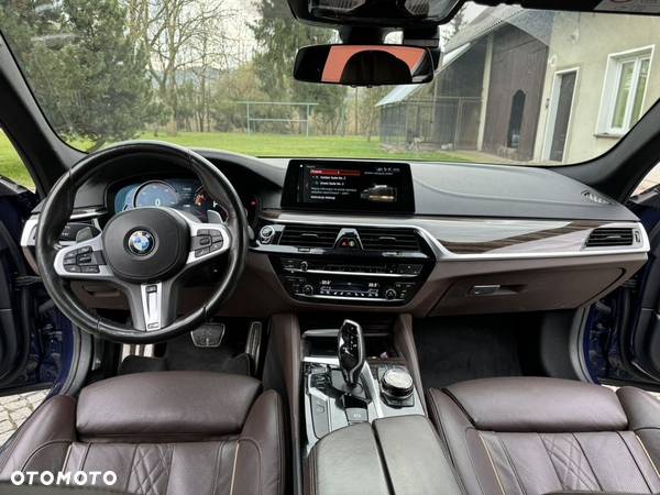 BMW Seria 5 530i - 12