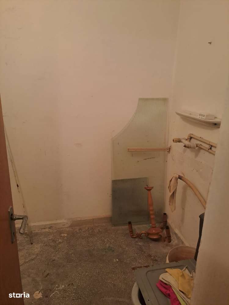 Apartament 3 camere 85 mp, etajul 3 - zona Dumbrava Nord-4