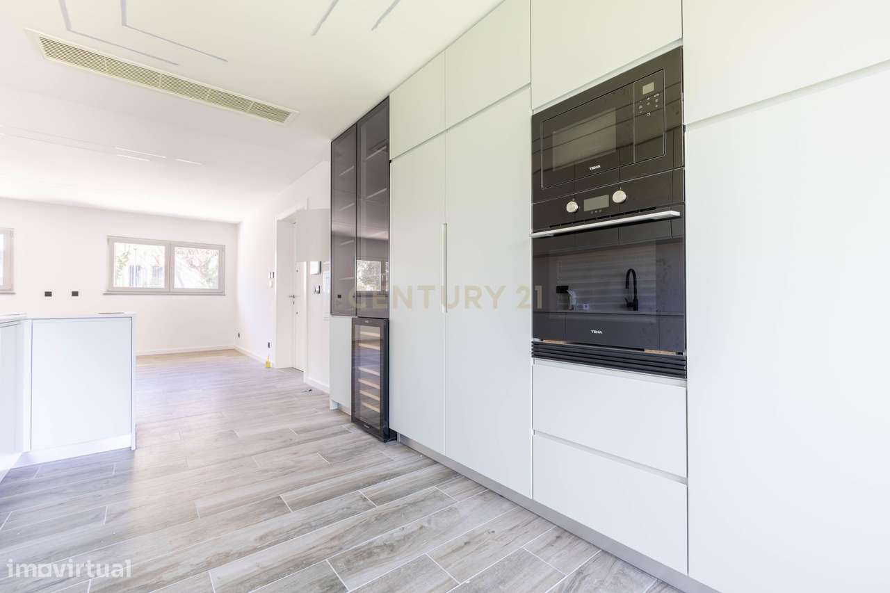 T5 Duplex | 2º Piso | Prédio novo | 1 Fração por piso - Grande imagem: 2/32