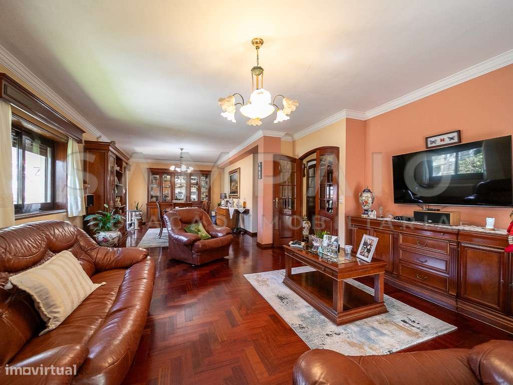 Moradia T6 - S. Cosme - Independente! - Grande imagem: 4/60