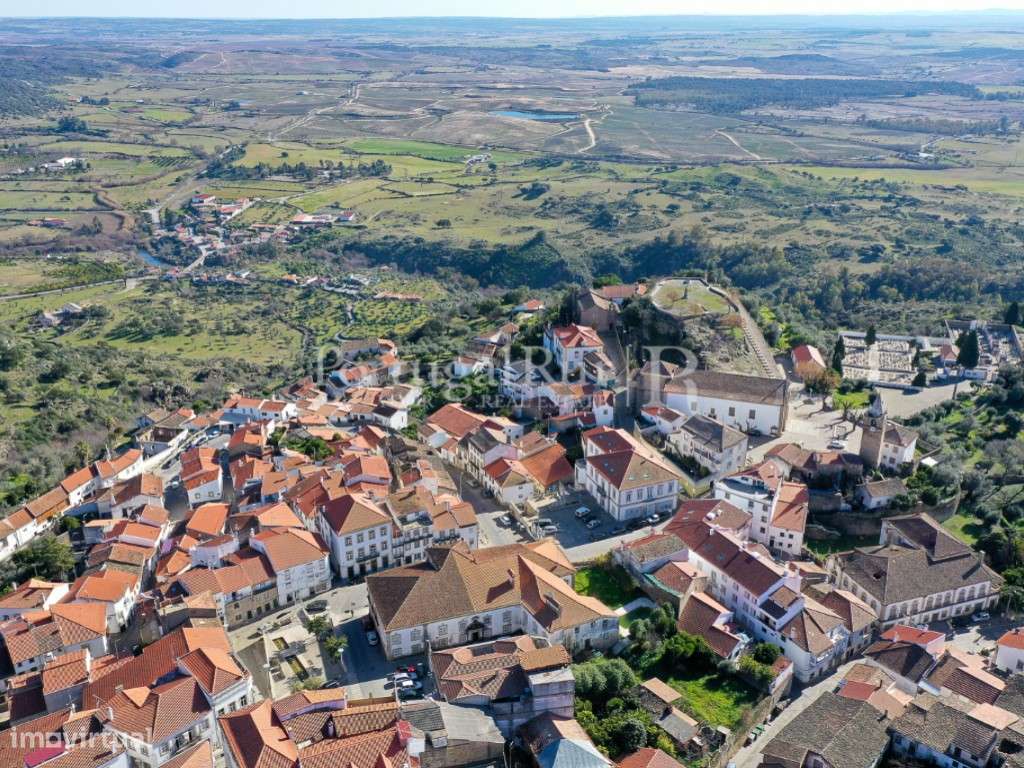 Solar do séc. XV em idanha-a-Nova - Grande imagem: 5/35