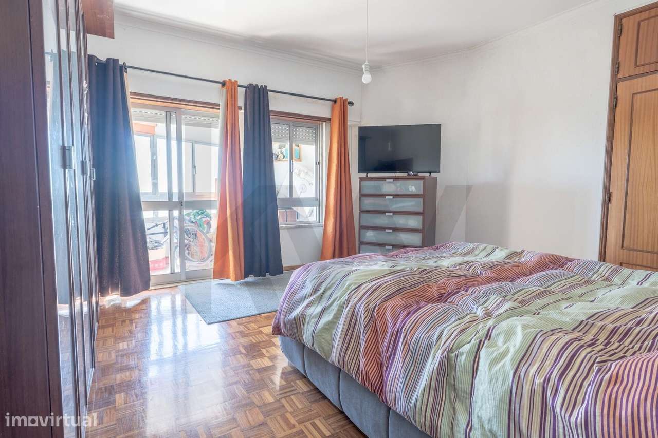 T2 com Vista Rio na Quinta da Piedade – Espaço, Conforto e Localização-3