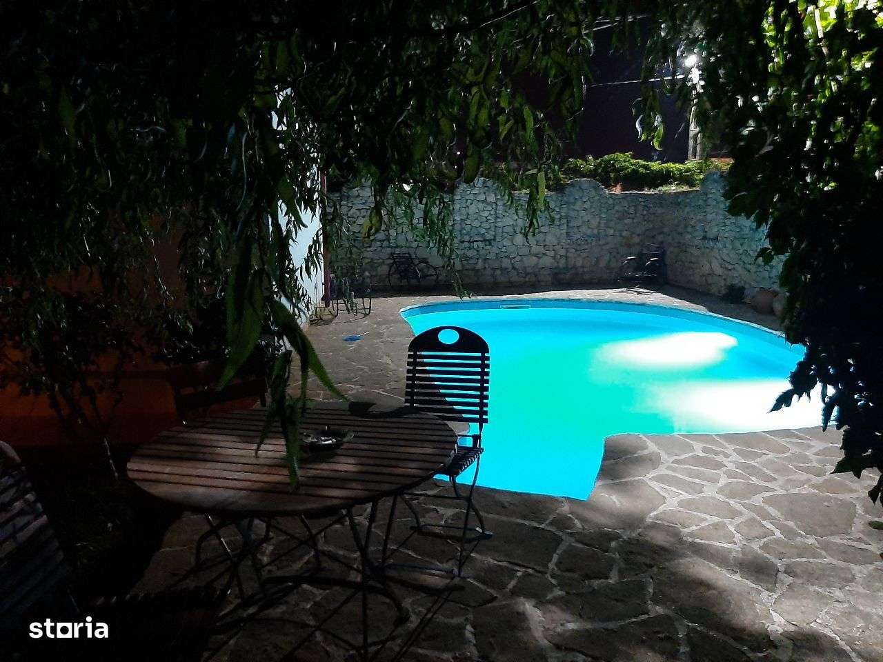 Compozitorilor-Imobil 2 case in curte, teren 914mp/20ml, garaj,piscina - Imagine principală: 4/20