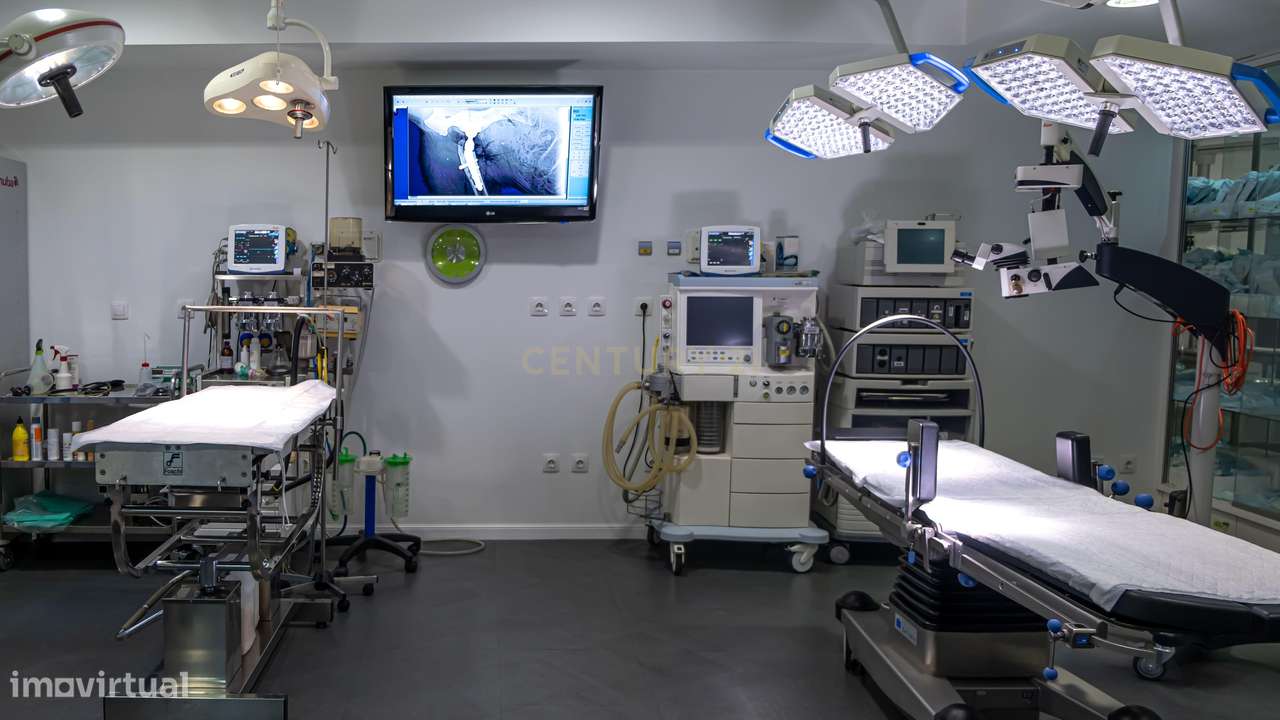 Espaço Comercial Moderno em Santarém - Oportunidade Única - Grande imagem: 2/58