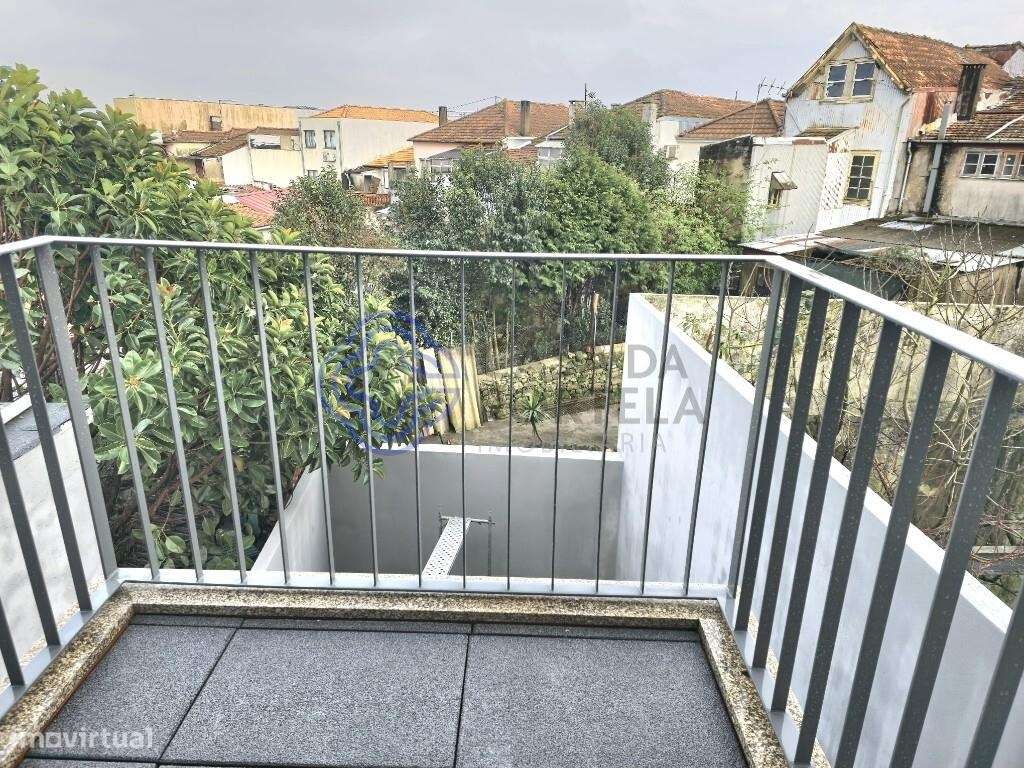 Apartamento T1 Duplex ao Metro de Campanha, nova construção com  suíte - Grande imagem: 3/19