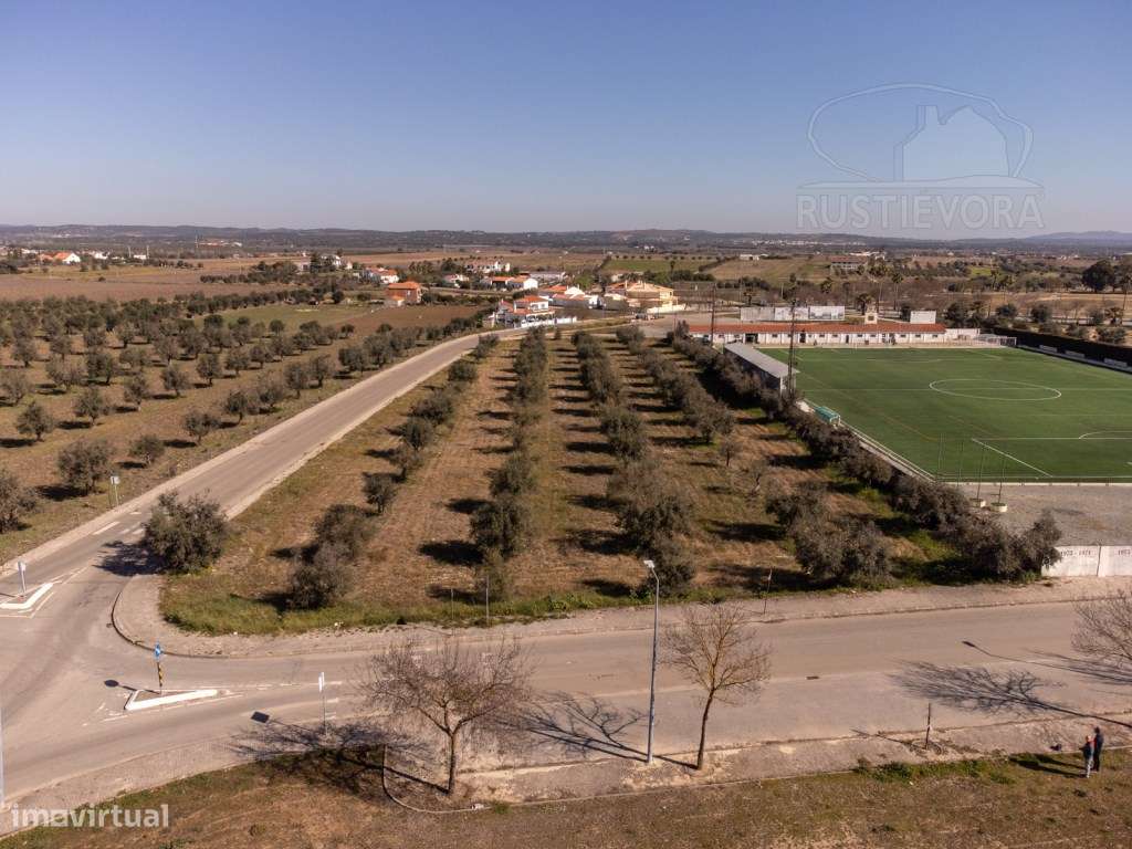 Negociável | Terreno Urbano em Reguengos de Monsaraz-21