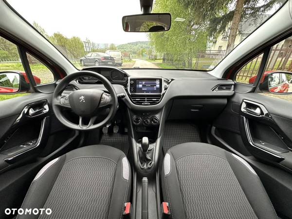 Peugeot 208 1.2 VTi Style - 18