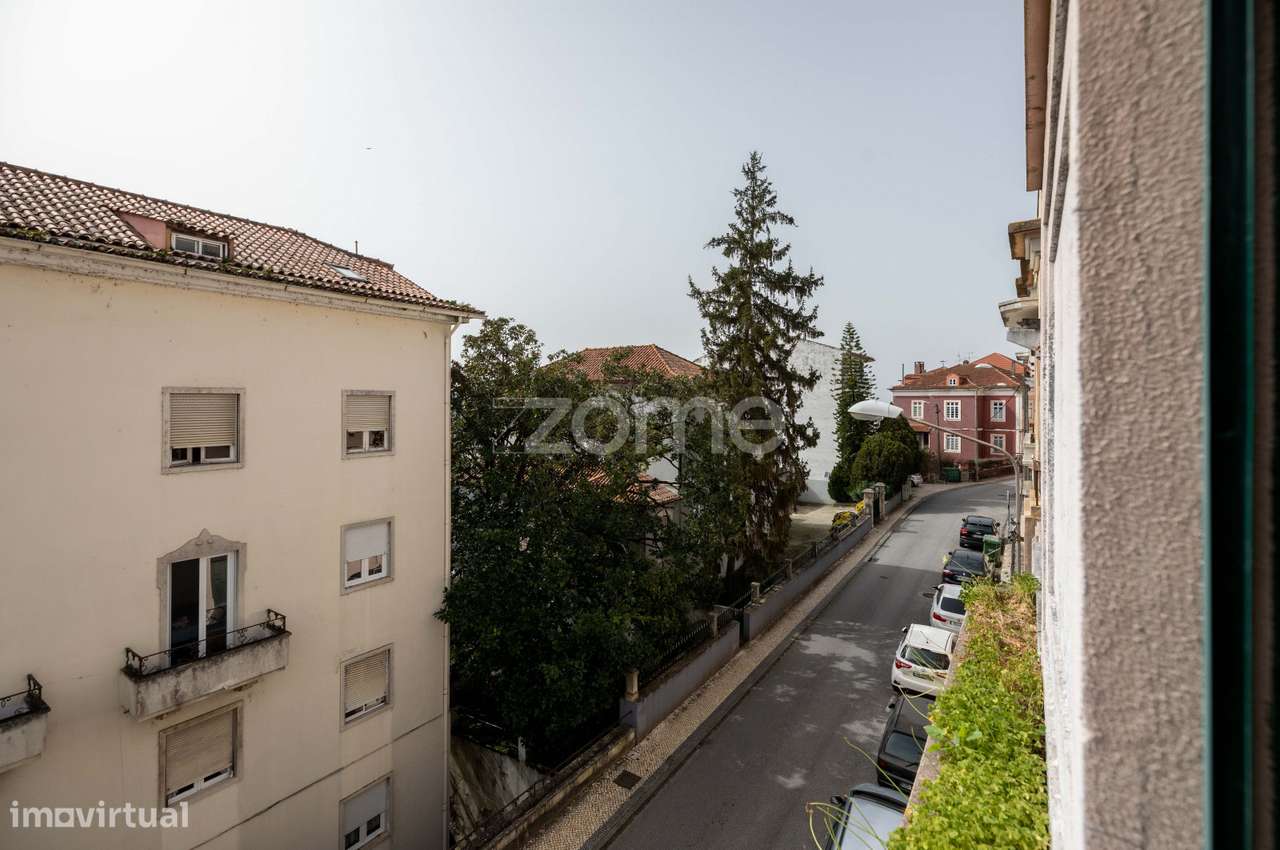 Prédio composto por dois apartamentos | Guerra Junqueiro | Coimbra-20