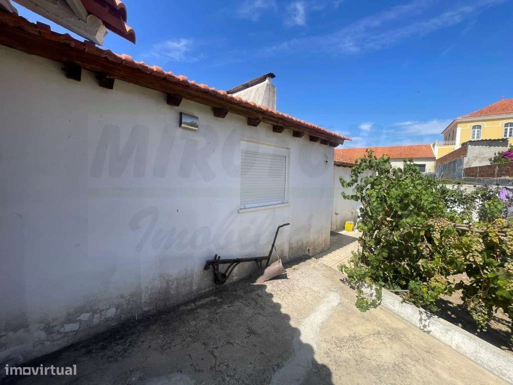 Moradia única na Abela - Espaço, Conforto e Tradição!-37