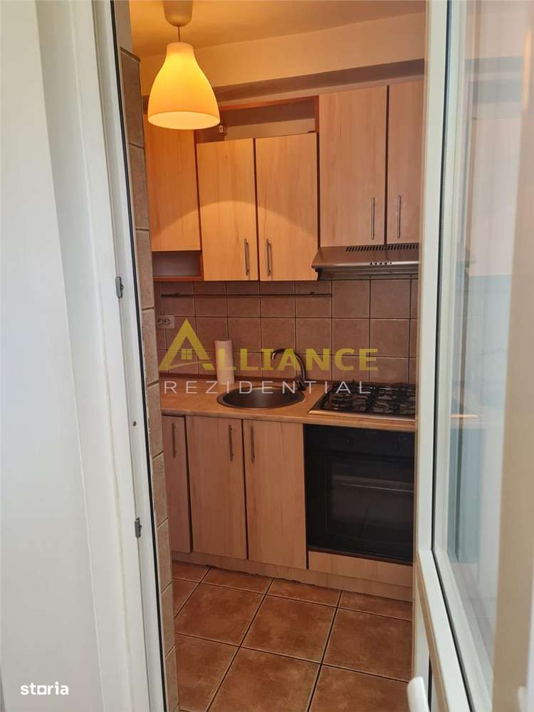 Garsoniera Sector 3 – 30 .45mp – 3 minute metrou Costin Georgian-4