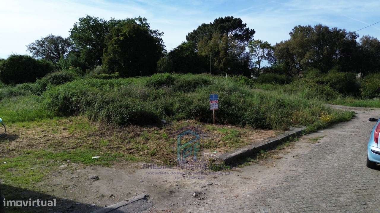 Terreno - Fânzeres / Próx. Igreja-3