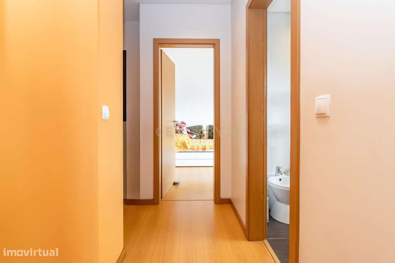 Apartamento T2 na  Quinta do Bom Retiro, Sobreda-34