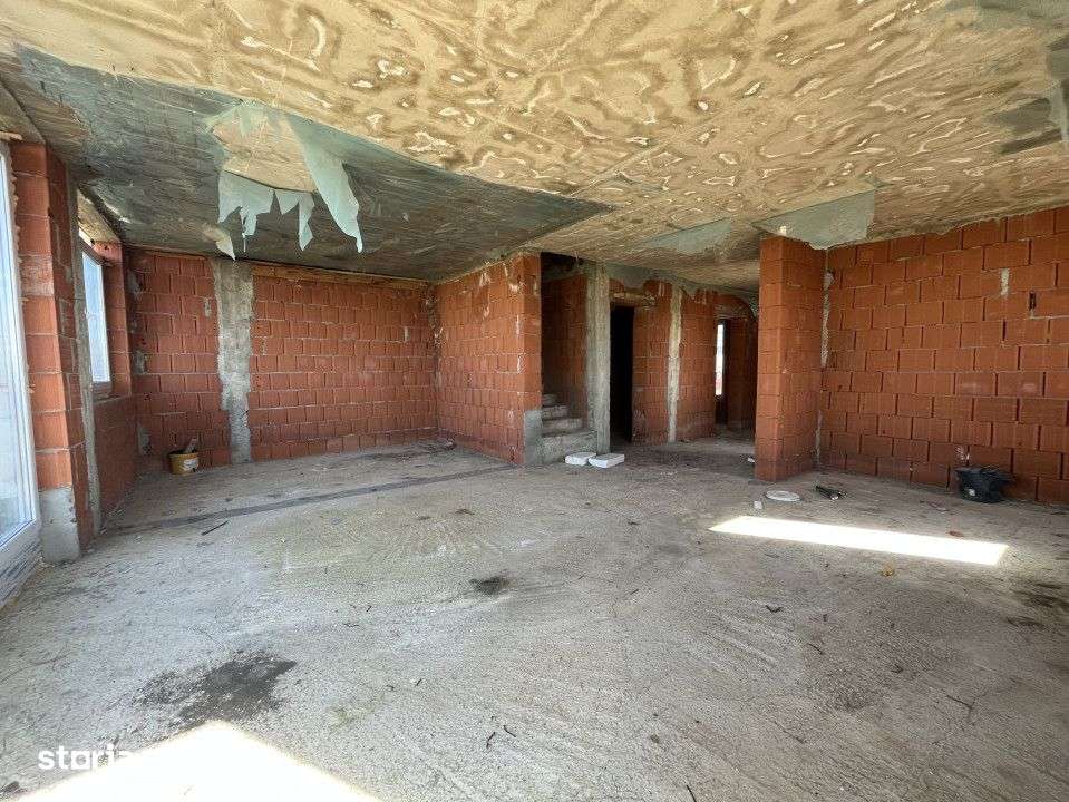 Casa la rosu in Santandrei – cu acces rapid spre Oradea - Imagine principală: 5/15