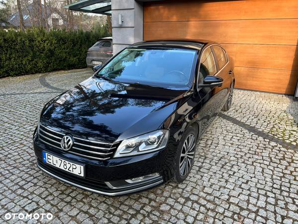 Volkswagen Passat 2.0 TDI Trendline - 1