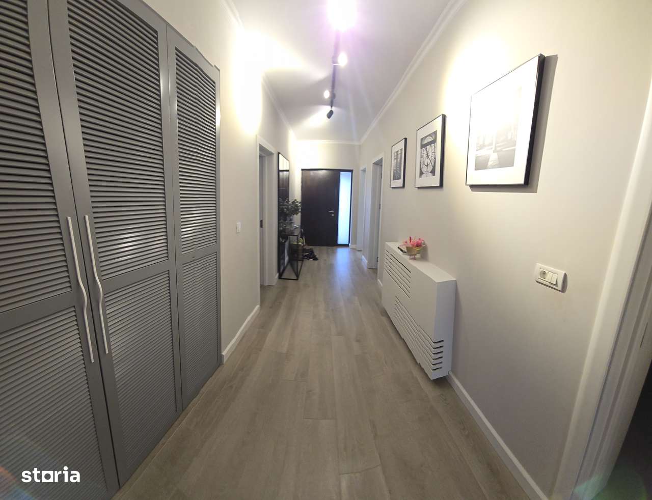 Casă din cărămidă aproape de plajă ( Tuzla) - Imagine principală: 5/13