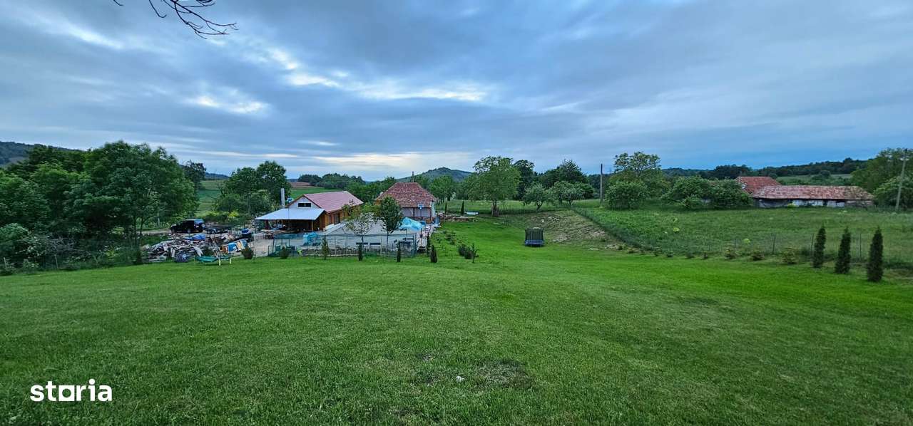 Vând casă în zece Hotare – ideală pentru locuit sau casă de vacanță-4