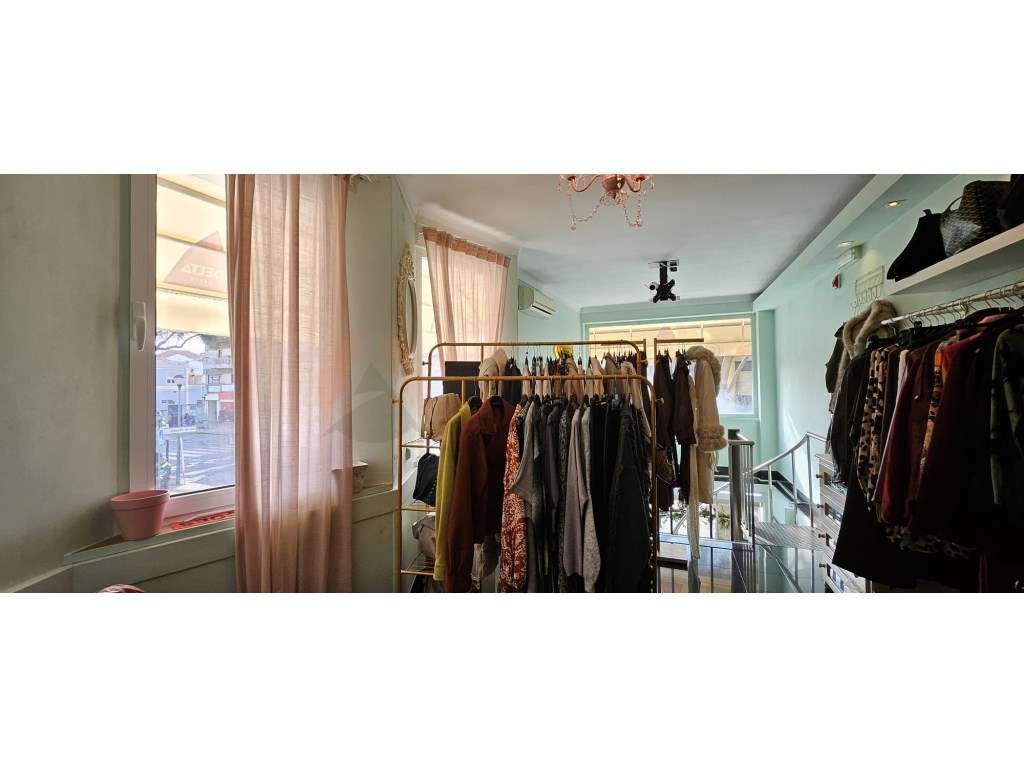 Oportunidade imperdível para adquirir um Café Boutique totalmente e...-12