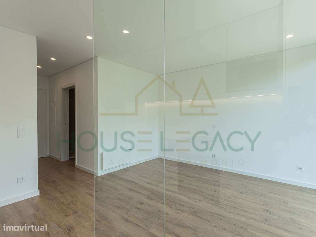 Apartamento T0 Novo com Varanda e Lugar de Garagem | Agra Campus 3 ...-2