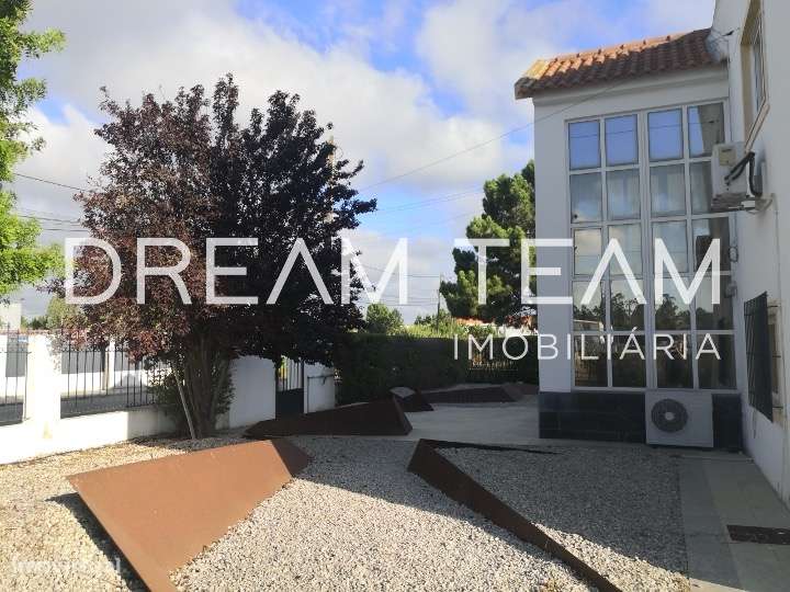 Armazém com escritório no Vale do Alecrim -  Pinhal Novo-8