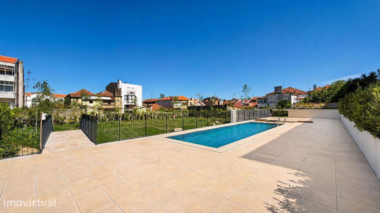 T1 com Piscina | Avenida Fernão Magalhães-15